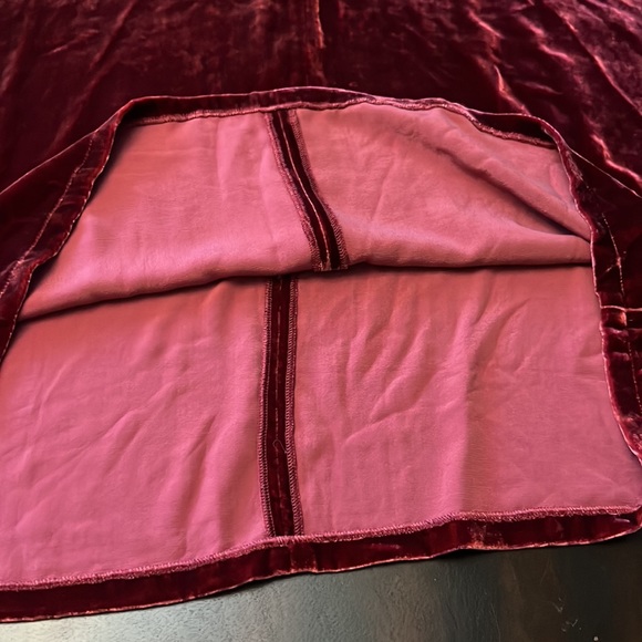 Eileen Fisher  Silk Velvet V-Neck Long Dolman Sleeve Boxy Top - Picture 6 of 9